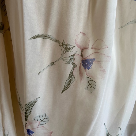 Off the shoulder, boho dress in size M. - Picture 2 of 3